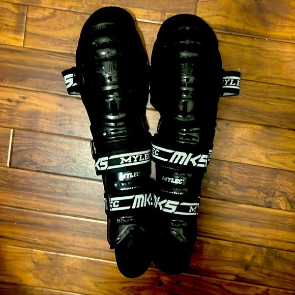 MYLEC MK5 Street/DEK hockey shin guards - Picture 1 of 1